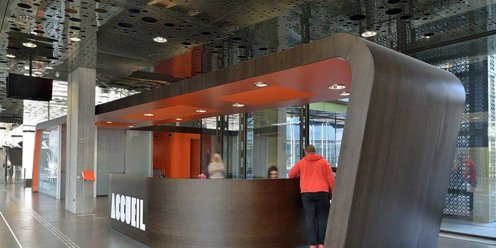 royal-bond-accueil-revetement-interieur-exterieur_0000s_0005_royal-bond-accueil-revetement-interieur (6)